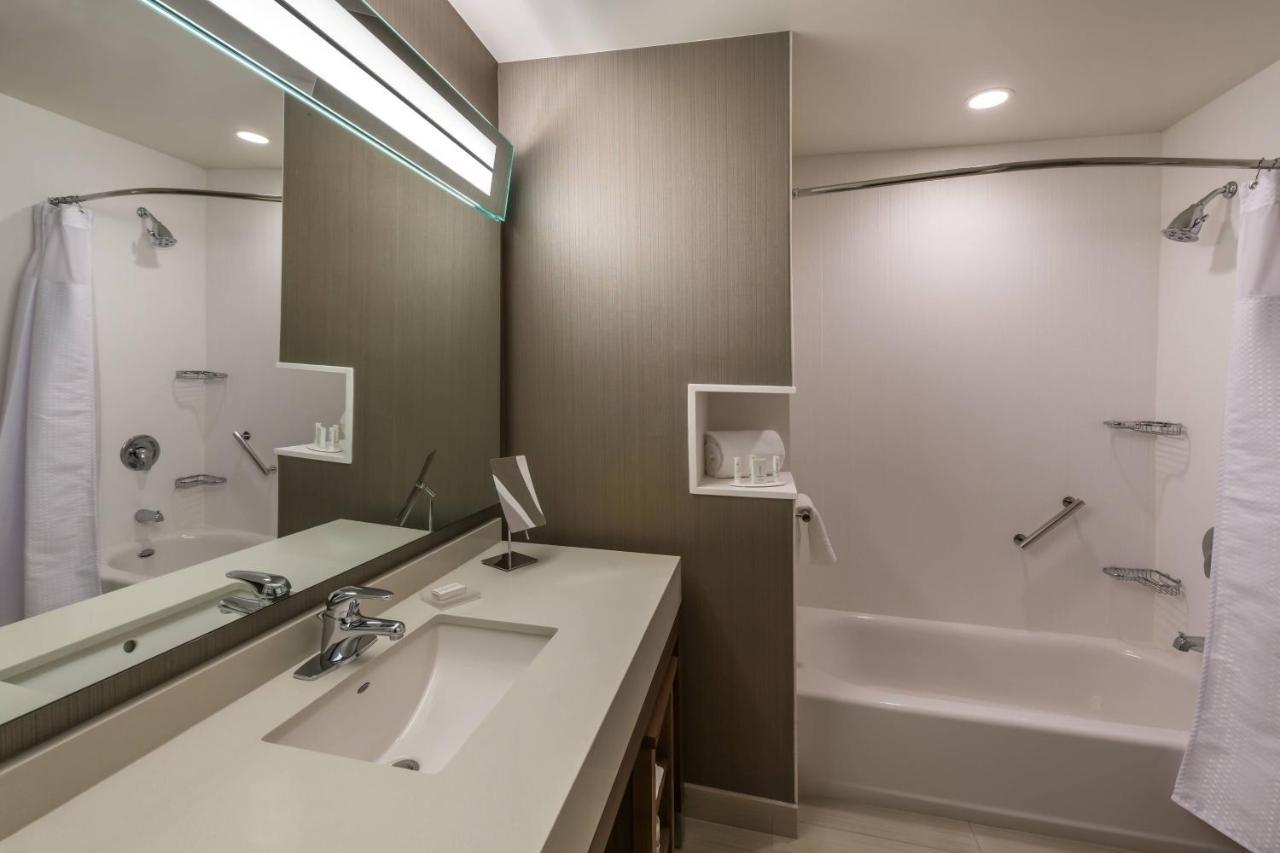 Courtyard By Marriott Reno Downtown/Riverfront Экстерьер фото